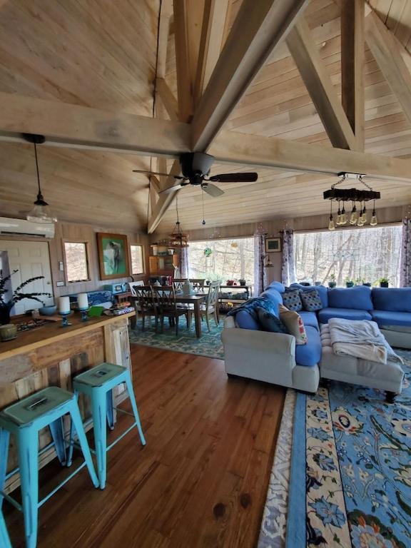 Treehouse Cathedral In Blue Ridge Mountains, Nc Villa Burnsville Exterior photo