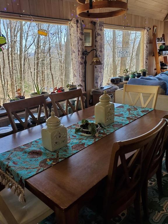Treehouse Cathedral In Blue Ridge Mountains, Nc Villa Burnsville Exterior photo